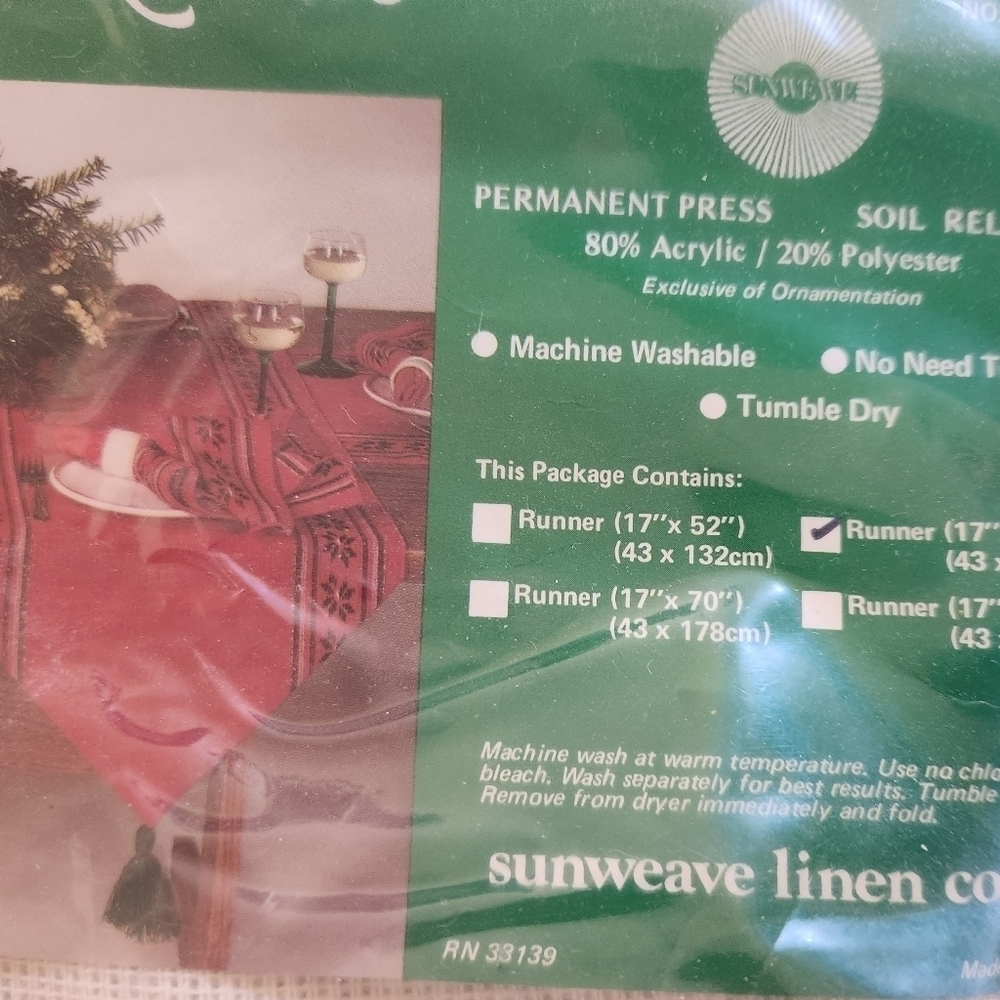 New in Package Sunweave Linen Co.  Holly Leaf Table Runner 17"x90" - Picture 7 of 7